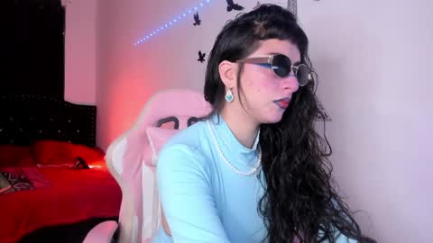 Snapshot of kitty__chs chatting on 1, 6, 2026 kitty__chs online show from 1, 6, 2026