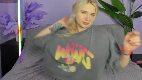 kitty blondy online show from 6, 4, 2026