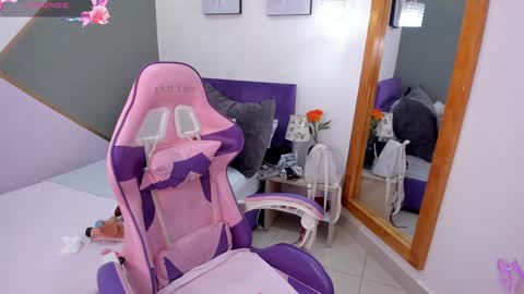 Kitty Kayo online show from 20, 12, 2024