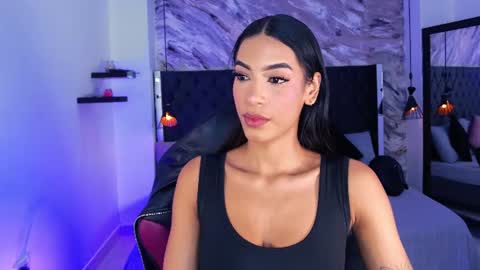 Snapshot of kitty_collins_ chatting on 27, 7, 2026 Kitty online show from 27, 7, 2026