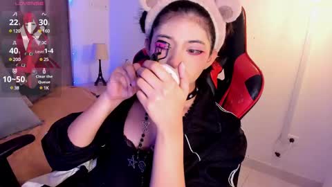 Camila online show from 21, 2, 2025