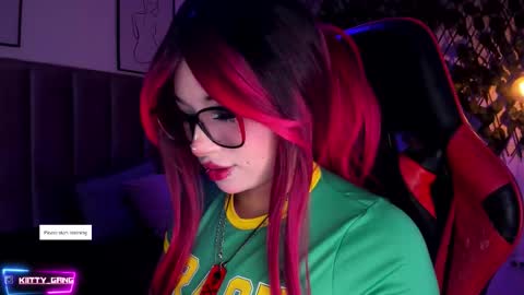 Camila online show from 27, 10, 2025