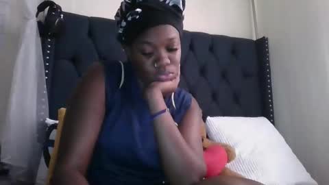 Snapshot of kitty_kerry chatting on 25, 4, 2026 kitty_kerry online show from 25, 4, 2026