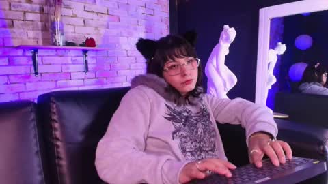 Kitty online show from 21, 3, 2026