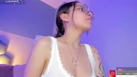 Snapshot of kitty_patitas_suavess chatting on 7, 7, 2026 Kitty online show from 7, 7, 2026