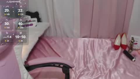 Snapshot of kitty_piex chatting on 14, 9, 2025 kitty for you online show from 14, 9, 2025