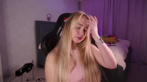 Kelsi and Ricky online show from 16, 12, 2025