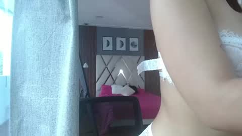 Snapshot of kitty_rousse01 chatting on 5, 8, 2026 online show from 5, 8, 2026