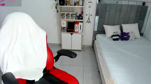kitty_scoot online show from 1, 10, 2025