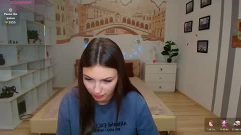 Snapshot of kitty_shenson chatting on 19, 7, 2026 Kate online show from 19, 7, 2026