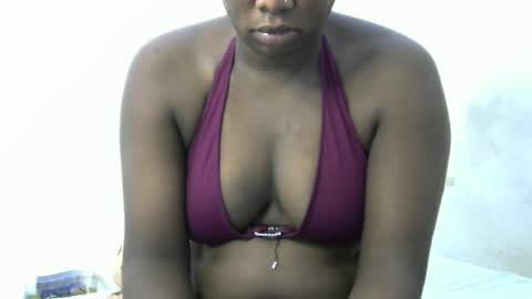 Snapshot of kitty_super chatting on 17, 2, 2025 kitty_super online show from 17, 2, 2025