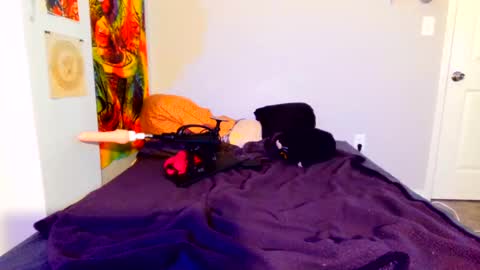 Snapshot of kittygoddess420 chatting on 11, 10, 2025 babygirlkitty online show from 11, 10, 2025