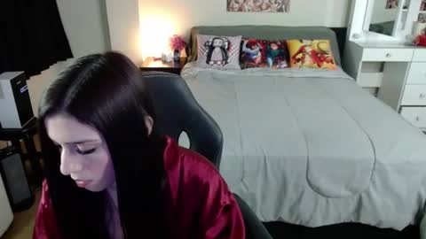 Snapshot of kittykat18x chatting on 19, 6, 2026 Isabel online show from 19, 6, 2026