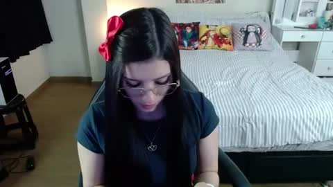 Snapshot of kittykat18x chatting on 8, 7, 2026 Isabel online show from 8, 7, 2026