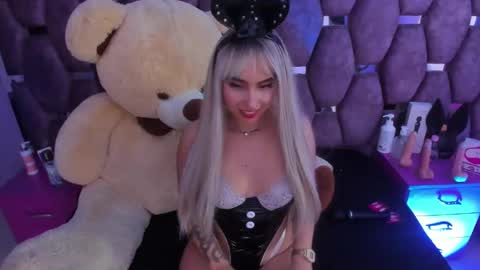Snapshot of kittylovely__ chatting on 6, 3, 2025 kittylovely online show from 6, 3, 2025
