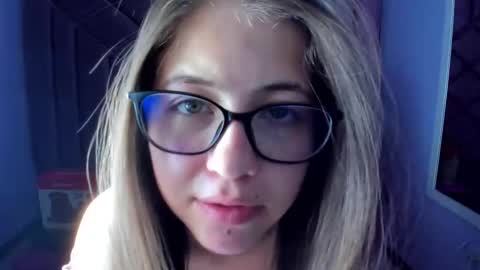 Sarah online show from 4, 5, 2026