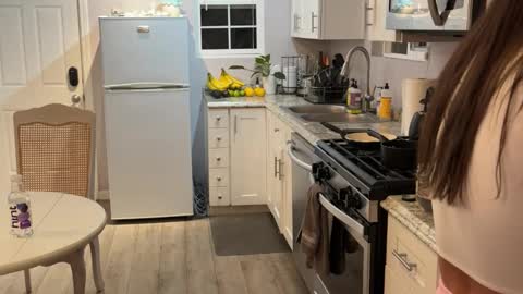 kittypurr79 online show from 4, 12, 2025