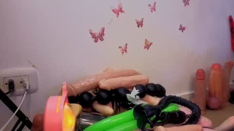 Snapshot of kittyroses chatting on 30, 6, 2026 Kitty online show from 30, 6, 2026