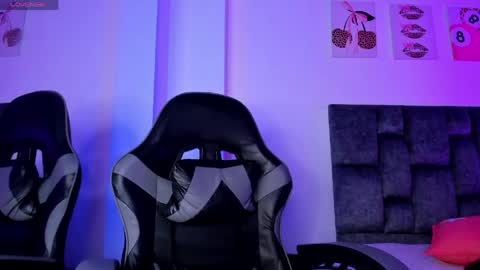 kitty online show from 18, 4, 2026