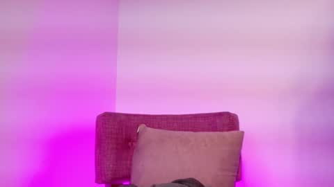 Kitty Hill online show from 14, 1, 2026