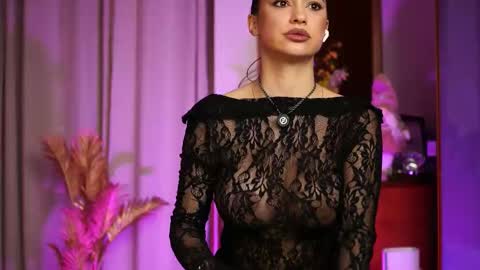 Erika online show from 2, 2, 2026