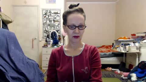 Snapshot of kiuminberry chatting on 3, 1, 2025 KiuminBerry online show from 3, 1, 2025