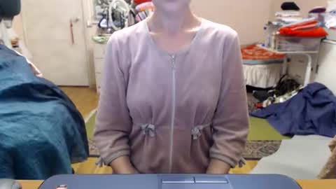 Snapshot of kiuminberry chatting on 9, 9, 2025 KiuminBerry online show from 9, 9, 2025