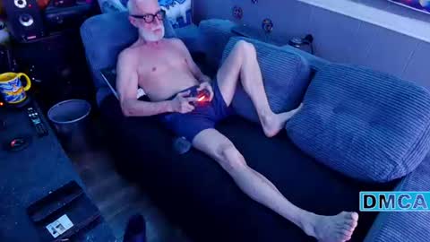 Snapshot of kiveuxmakeu chatting on 10, 6, 2026 kiveuxmakeu online show from 10, 6, 2026