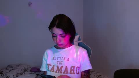 Snapshot of kiyusweetcrazy chatting on 30, 12, 2024 kiyu online show from 30, 12, 2024