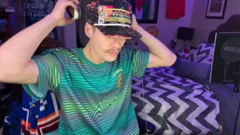 Kyle online show from 31, 12, 2024