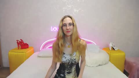 Snapshot of klaryevans chatting on 26, 1, 2025 Klary online show from 26, 1, 2025