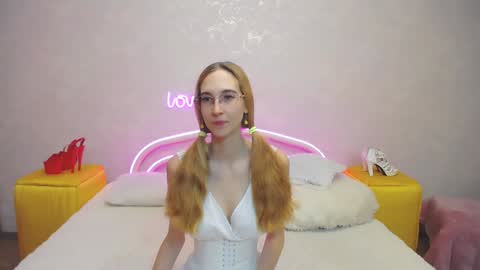 Snapshot of klaryevans chatting on 27, 1, 2025 Klary online show from 27, 1, 2025