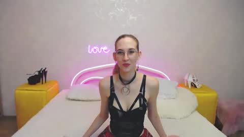 Snapshot of klaryevans chatting on 17, 2, 2025 Klary online show from 17, 2, 2025