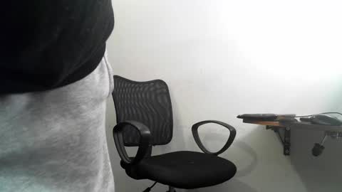 Snapshot of klein_jeremy chatting on 8, 1, 2025 Jeremyz online show from 8, 1, 2025