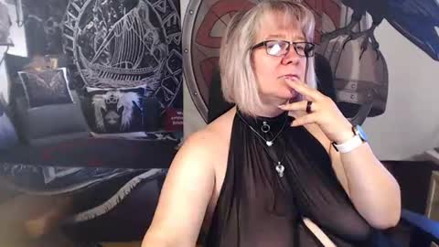 Michelle online show from 12, 9, 2025