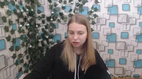 klerkarina online show from 6, 1, 2025