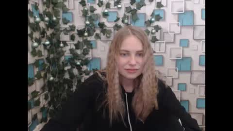klerkarina online show from 11, 1, 2025
