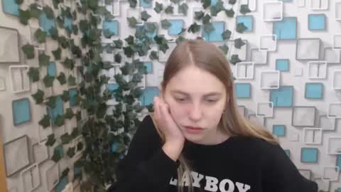 klerkarina online show from 19, 2, 2025