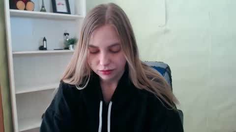 klerkarina online show from 20, 2, 2025