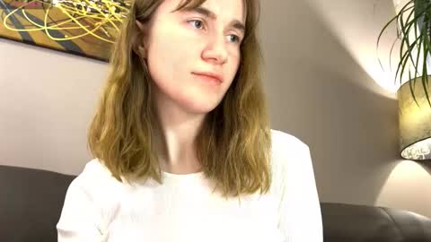 Snapshot of kleya__ chatting on 2, 10, 2025 Kleya online show from 2, 10, 2025