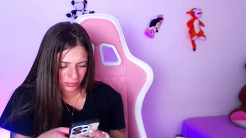 Snapshot of kloe_28 chatting on 21, 1, 2025 Kloe online show from 21, 1, 2025