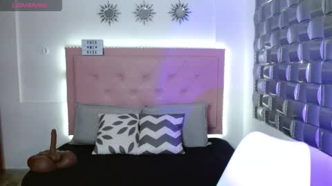 kloe__watson online show from 25, 5, 2026