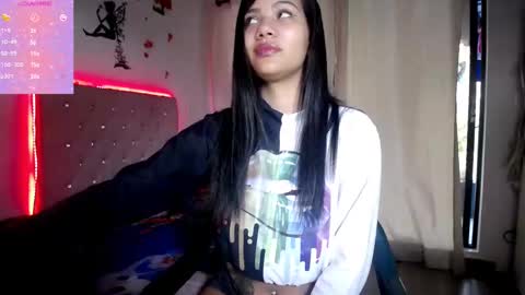 Snapshot of kloy_sech chatting on 10, 2, 2025 Valen online show from 10, 2, 2025