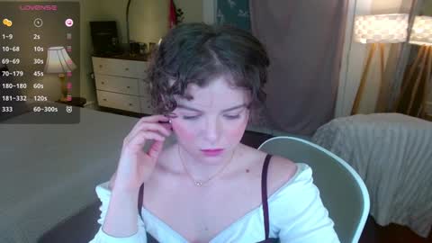 Snapshot of knowlita chatting on 1, 2, 2025 knowlita online show from 1, 2, 2025