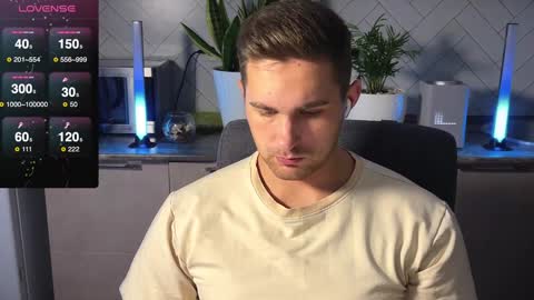 Sweet boy online show from 20, 12, 2024