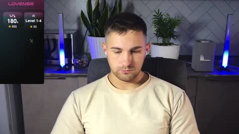 Sweet boy online show from 29, 12, 2024