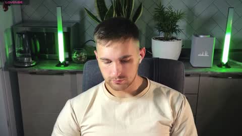 Sweet boy online show from 30, 12, 2024