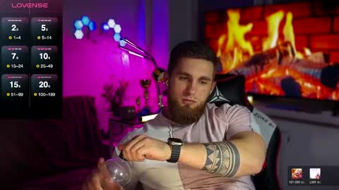 Snapshot of kochka25 chatting on 27, 4, 2026 Sweet boy online show from 27, 4, 2026