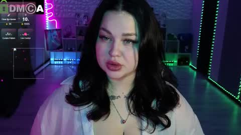 Mia online show from 20, 4, 2026