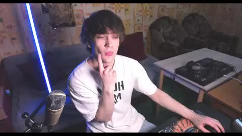 Snapshot of kolyakayne chatting on 2, 5, 2026 Kolya Kayne online show from 2, 5, 2026